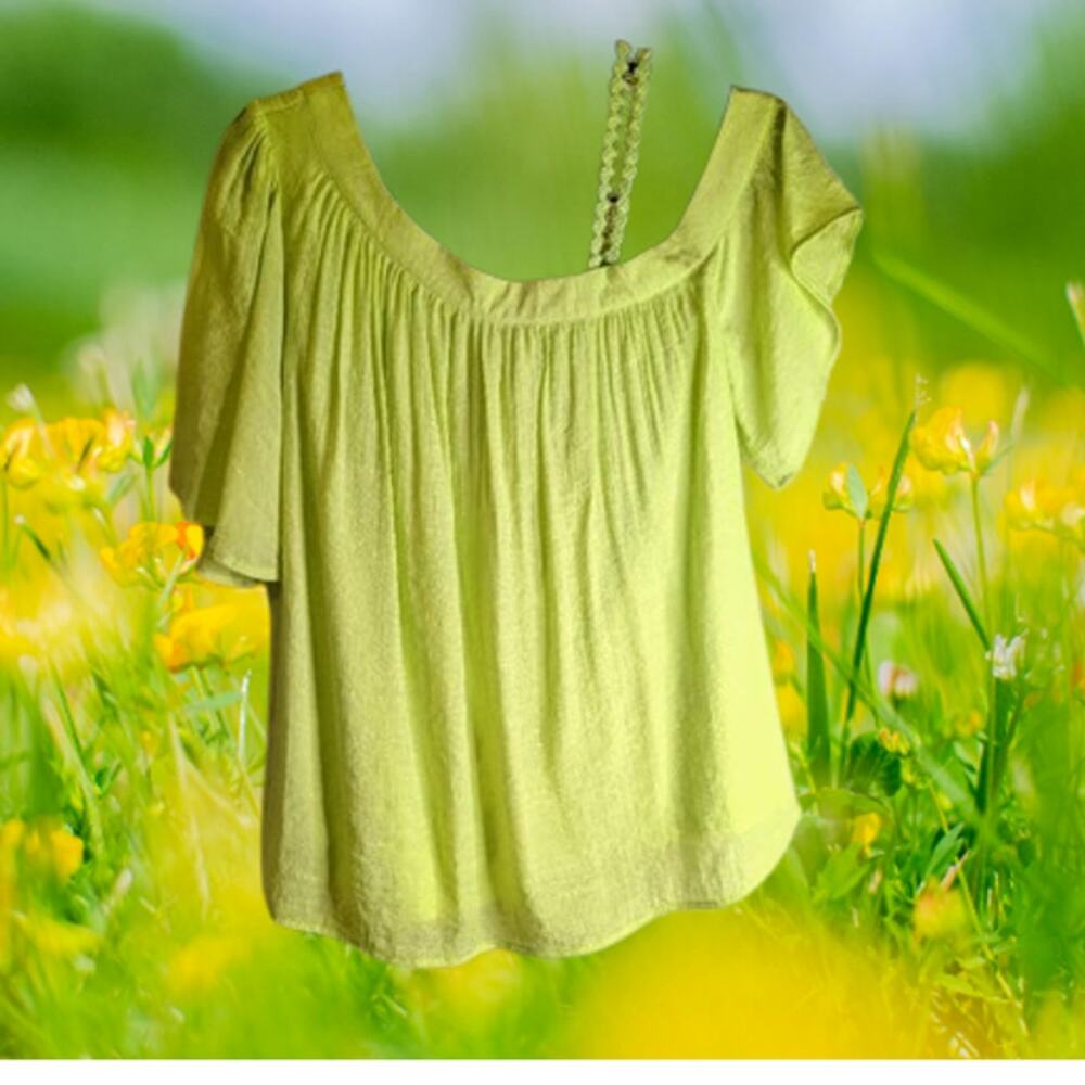 Palette Large lime cold shoulder gauze lined casual woman's spring summer top.